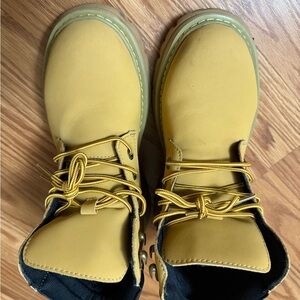 Men's Yellow Lace-Up Boots